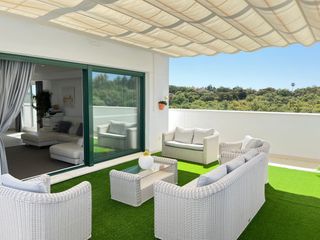 Dachwohnung in Sotogrande Alto. Ático senda chica  amplio y moderno apartamento en la reserva, s