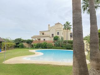 House in Sotogrande Alto. Villa en cortijos de la reserva