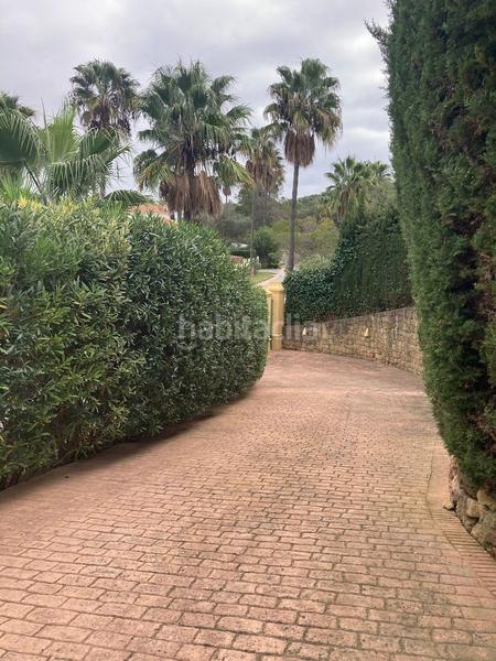 Foto 5290e3c5-083b-4ac0-b7a5-55685ab56b5a. Casa villa alto zona f x en Sotogrande alto Sotogrande