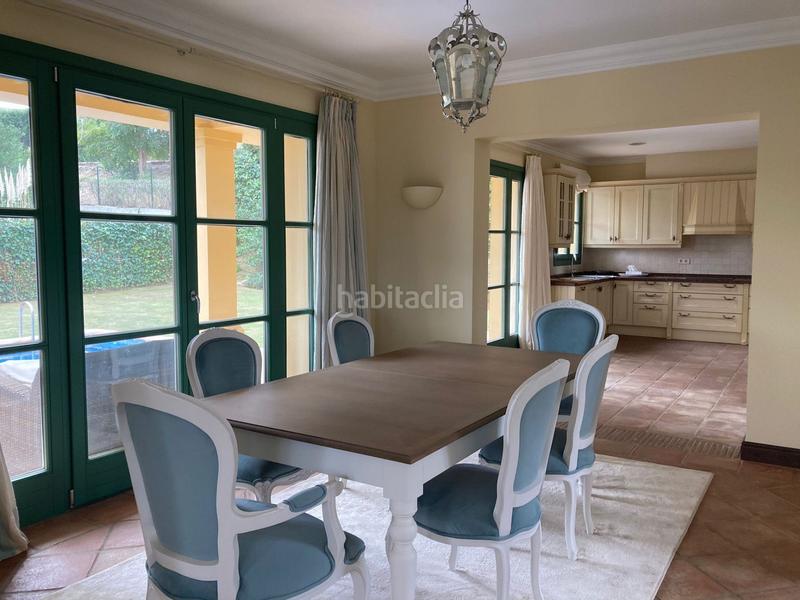 Foto 9041eec3-cb6d-445b-886e-1bafc32f3f63. Casa villa alto zona f x en Sotogrande alto Sotogrande