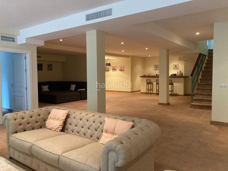 Foto aae8f933-ac76-49db-b39e-994b900bcd0e. Casa villa alto zona f x en Sotogrande alto Sotogrande