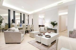 Location Appartement  Ronda sant antoni maria claret 43