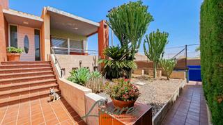 Chalet in Calle de loma farias 66. Espectacular chalet en loma de canteras, cartagena. oportunidad