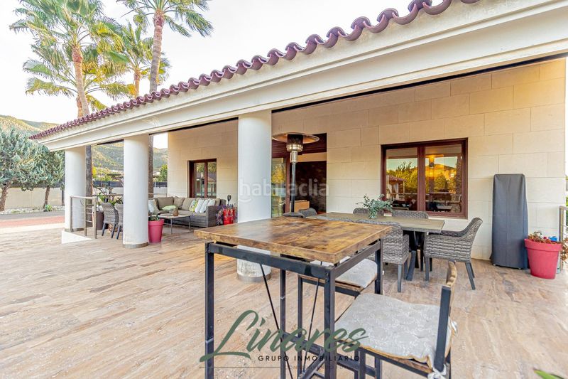 Foto b8e070df-aa86-4ec1-9292-d252922928d9. Chalet villa de ensueño con vistas al valle de la fuensanta. en Murcia