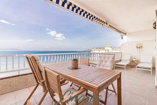 Apartament  Calle cabo romano. Exclusivo apartamento en primera línea de mar menor con espectac