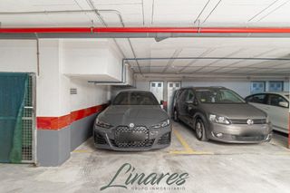 Autoparkplatz  Calle gran via manga. Se vende plaza de parking con trastero en km 2, zona cavana.