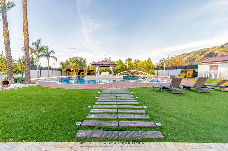 Foto b9554d00-1121-45d0-9d82-7c4f09aa90f4. Xalet amb calefacció aparcament piscina a Algezares Murcia