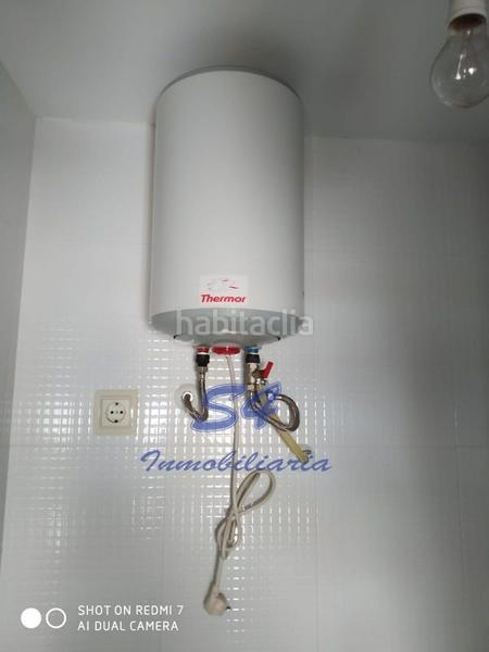 Foto b41ba02c-9b0b-4ff8-979b-809adcfc36f6. Miete büro mit heizung in la pola Siero Siero