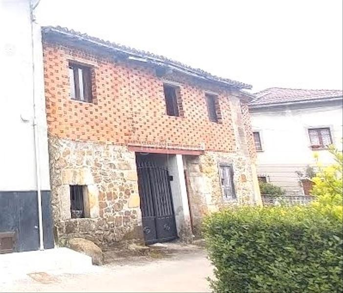 Foto a10789a5-beee-4640-b23e-25ac7cb42ba1. Business premise in Bimenes