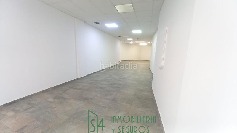 Foto 829da0db-9590-46e5-8c6a-7ce2b35e5ea5. Lloguer local comercial a la pola Siero Siero