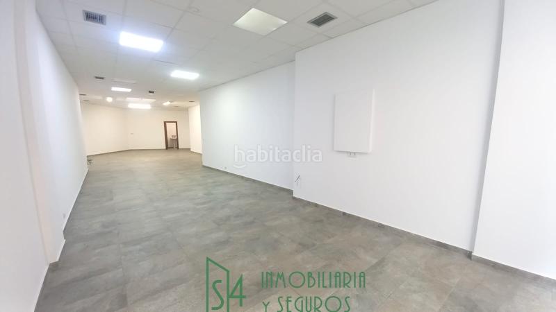 Foto 91080ae5-16b7-49e0-a04b-7841c280b823. Lloguer local comercial a la pola Siero Siero