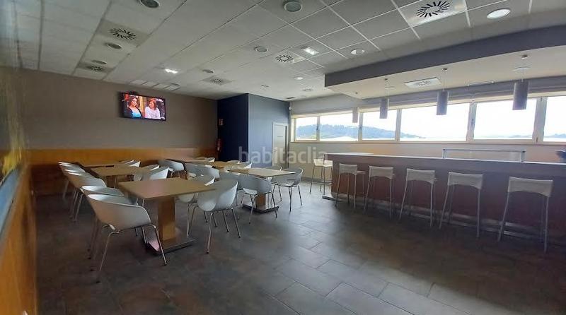 Foto 299d411c-cc4e-419a-af70-e4db794df527. Alquiler local comercial alquiler bar/cafeteria completamente instalado en el berrón, en Siero