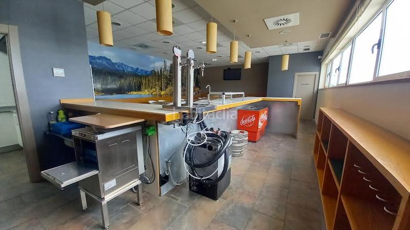 Foto a2191eef-a9f8-4171-9886-84e05aec6640. Alquiler local comercial alquiler bar/cafeteria completamente instalado en el berrón, en Siero