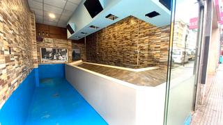 Local Comercial en Calle Ildefonso Sánchez del Río