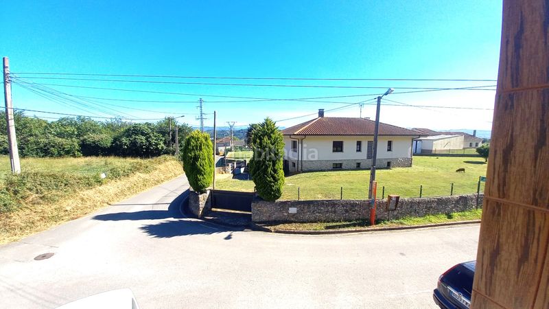 Foto b3e0e7ba-0150-43c3-a6c9-cd1283016369. Casa venta casa independiente de 2 plantas con anejo + finca edificable en villar, en Siero