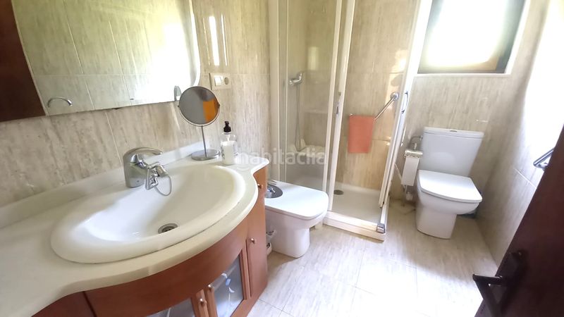 Foto 3805ee08-1d74-44b1-ad63-04e8ac878367. Casa amb calefacció aparcament a Carbayin-Lieres-Valdesoto Siero