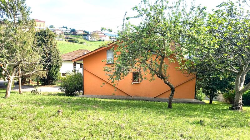 Foto 5227f39e-aa93-45d2-89d7-cef0d4977d72. Casa amb calefacció aparcament a Carbayin-Lieres-Valdesoto Siero