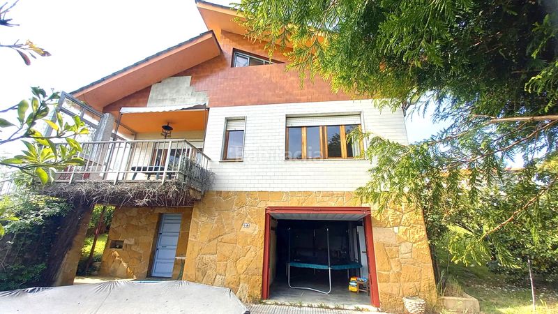 Foto 839f8b42-20de-4099-ae88-bf710975b7e1. Casa amb calefacció aparcament a Carbayin-Lieres-Valdesoto Siero