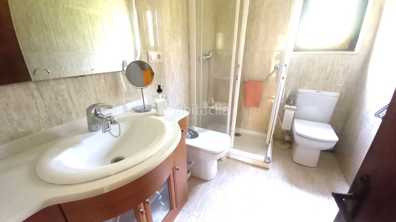 Foto a62975ca-d18a-4c06-8cb0-70a3ea0bfba9. Casa amb calefacció aparcament a Carbayin-Lieres-Valdesoto Siero