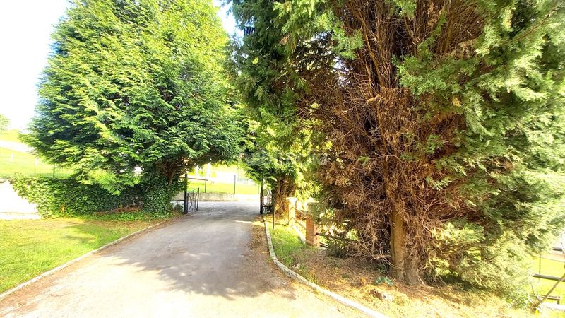 Foto f6369531-da4c-4651-83c6-7373afa72938. Casa amb calefacció aparcament a Carbayin-Lieres-Valdesoto Siero