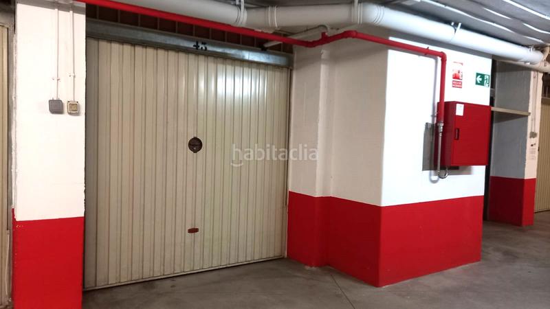 Foto e14c73af-8e34-4e84-8e38-86a77638baf7. Alquiler parking coche alquiler plaza de garaje cerrada en pola , zona de la isla. en Siero