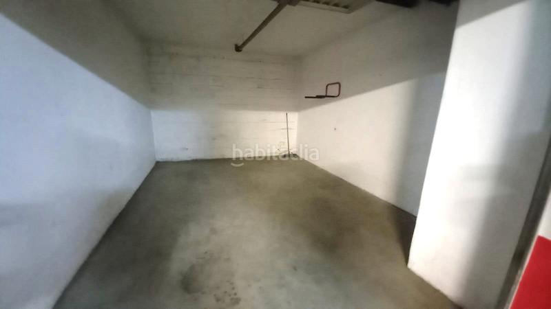 Foto e5bf41b2-1d00-4601-a076-0fb9108ce5a3. Alquiler parking coche alquiler plaza de garaje cerrada en pola , zona de la isla. en Siero