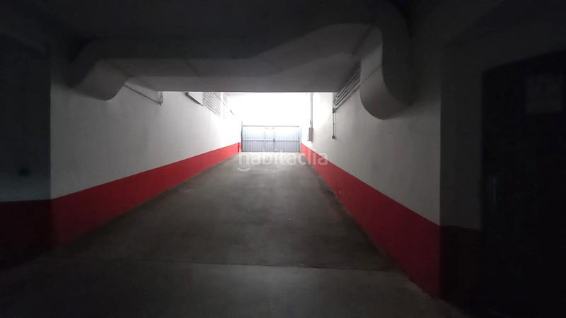 Foto b5ec6846-57ed-4d82-bc11-07b5a74b1b4f. Location parking voiture dans la pola Siero Siero