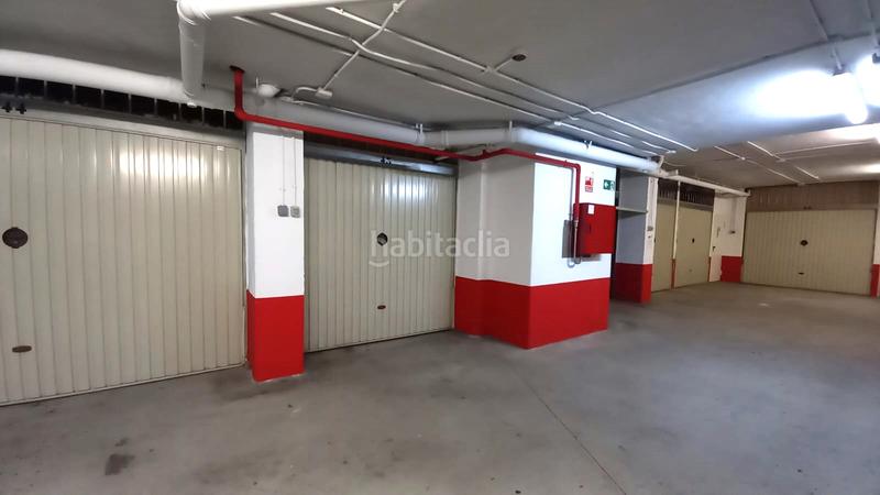 Foto e03b6549-cf84-459e-b45b-75ff158a1e07. Location parking voiture dans la pola Siero Siero