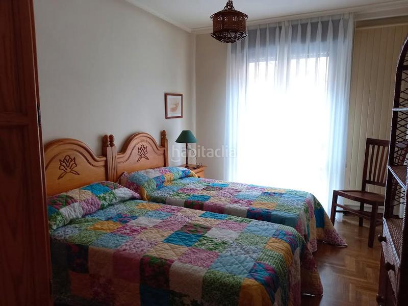 Foto 247ce4e3-8f12-4a7d-8aca-7e103d1657b0. Rent flat with heating in la pola Siero Siero