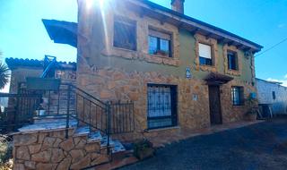 Casa a Carretera vega-el romeru 1352. Venta casa de piedra de 2 plantas en sariego