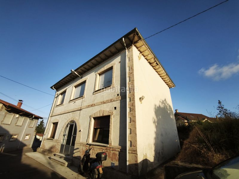 Foto 60eb72df-6d81-4307-82ec-32e3b9af627a. Casa a la pola Siero Siero