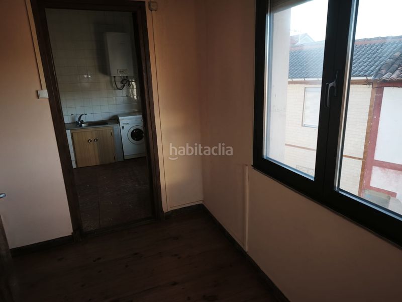 Foto 9da77d15-1faa-47f7-a561-44525581b91c. Casa a la pola Siero Siero
