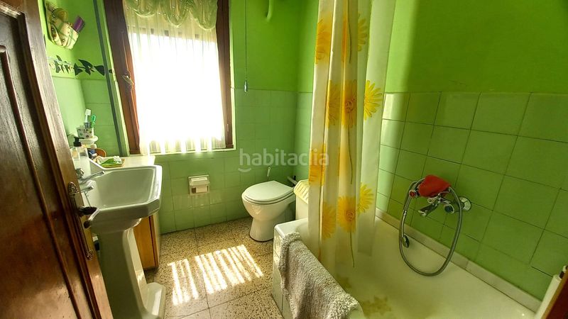 Foto 8b74f7fb-043e-473e-9870-248a39887e8c. Casa amb aparcament a Lada Langreo