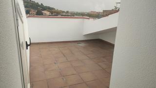 Alquiler Loft en Centre. Ático loft en alquiler, amueblado, terraza y trásteros. solo  pa