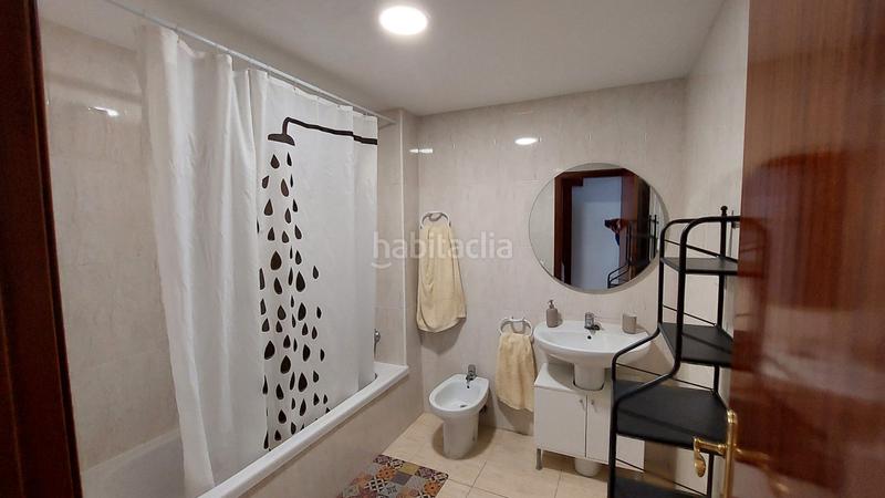 Foto 3adbd394-f60e-4bce-9266-4aa19b0eeff4. Location duplex dans Centre Pineda de Mar