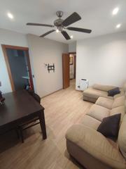 Miete Etagenwohnung in Condado del Jaruco - Puigventós. Apartamento alquiler 2 dormitorios detras esclatlidl