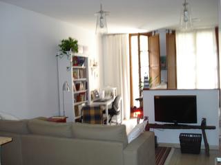 Lloguer Estudi a Centre. Loft sin muebles