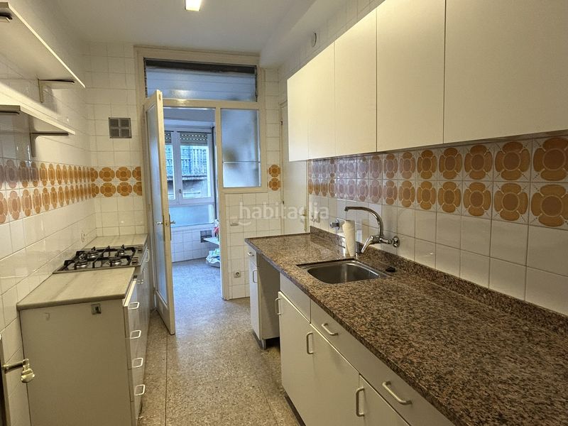 Foto 469c3e7f-21e5-4575-87d3-5e42307d4902. Rent flat with heating in Centre Sabadell