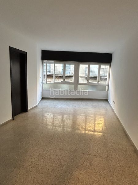 Foto a15e24f6-4526-44d1-b30c-819e6b8493d8. Rent flat with heating in Centre Sabadell