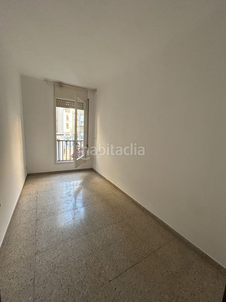 Foto f3f04520-70c4-4a13-ad50-1c61187089c3. Rent flat with heating in Centre Sabadell