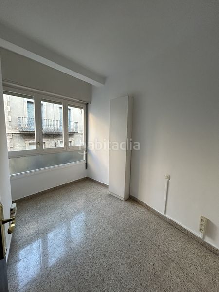 Foto 61ef1276-0046-4f2c-bd70-0bc0dad53f93. Rent flat with heating in Centre Sabadell