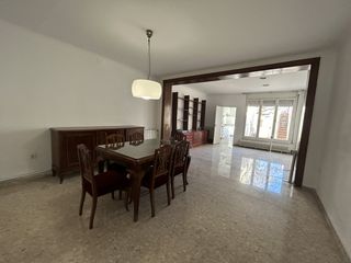 Location Maison jumelée à Creu Alta. Casa inglesa