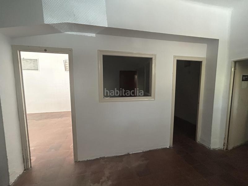 Foto 4acf122d-117c-4cbc-885c-56a9f2228e00. Local comercial  venda o lloguer en Sabadell