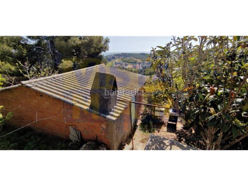 Foto 7c92291c-aaba-43a5-a101-5f972f04b84f. Finca rústica a costa Cunit - els jardins - els rosers Cunit