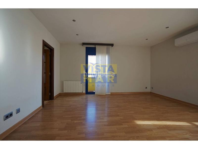 Foto d4e18efc-0023-48ad-9d9d-3f8c628d0652. Piso venta de piso en zona santa maria en Santa Maria-l´Eixample-Sud Sumella Cubelles