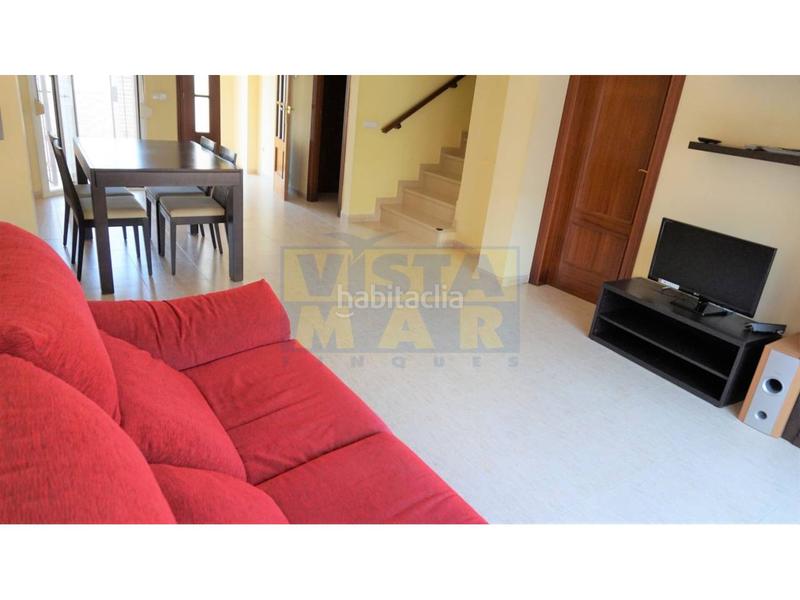 Foto 88ba01e8-71ef-4f1f-8c0c-ab375d079dbf. Casa  en alquiler en santa mariaeixamplesud sumella en Cubelles