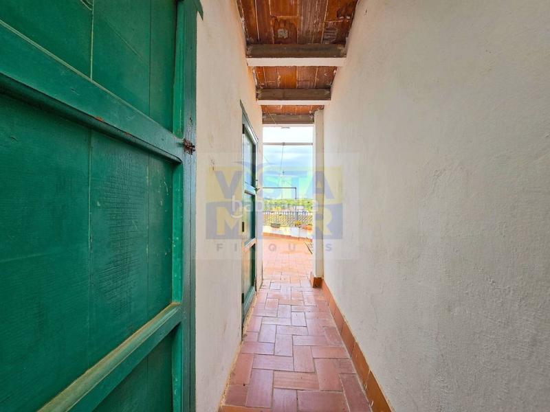 Foto afb4b048-f3a3-45a9-90c1-f06ffda6a397. Flat in el castell de Cubelles Cubelles