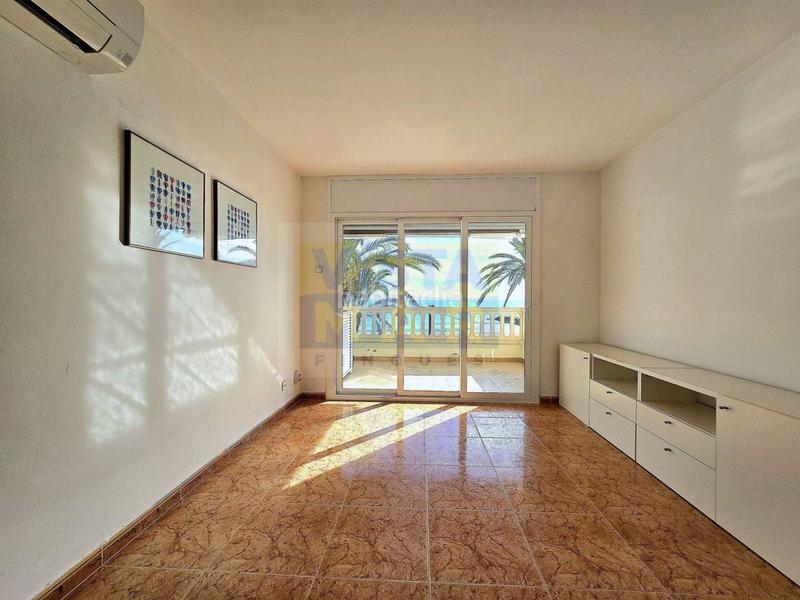 Foto e96a7685-bdcd-439c-bf6c-079c391f92f7. Affitto appartamento con parcheggio in Maritim Cubelles