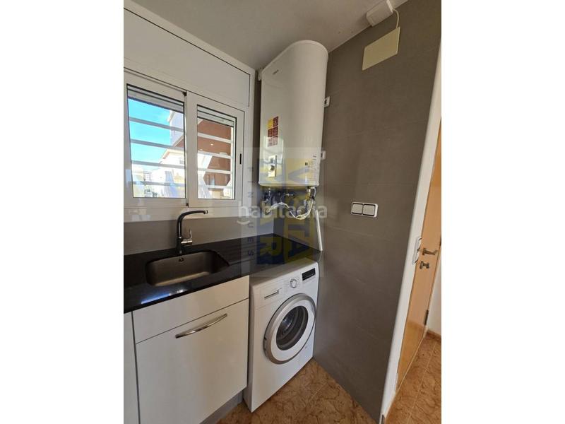 Foto 76f7780d-eb9a-431a-ba5b-21353be20f58. Location appartement avec parking dans Maritim Cubelles