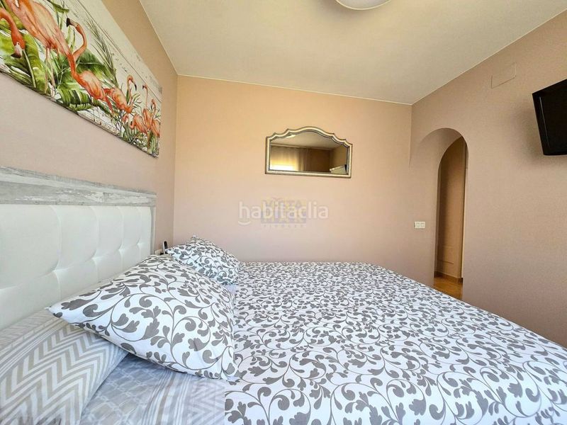 Foto d73e4aad-a17a-4a76-b0ba-74a0a989c823. Casa adossada amb calefacció aparcament piscina a Cubelles
